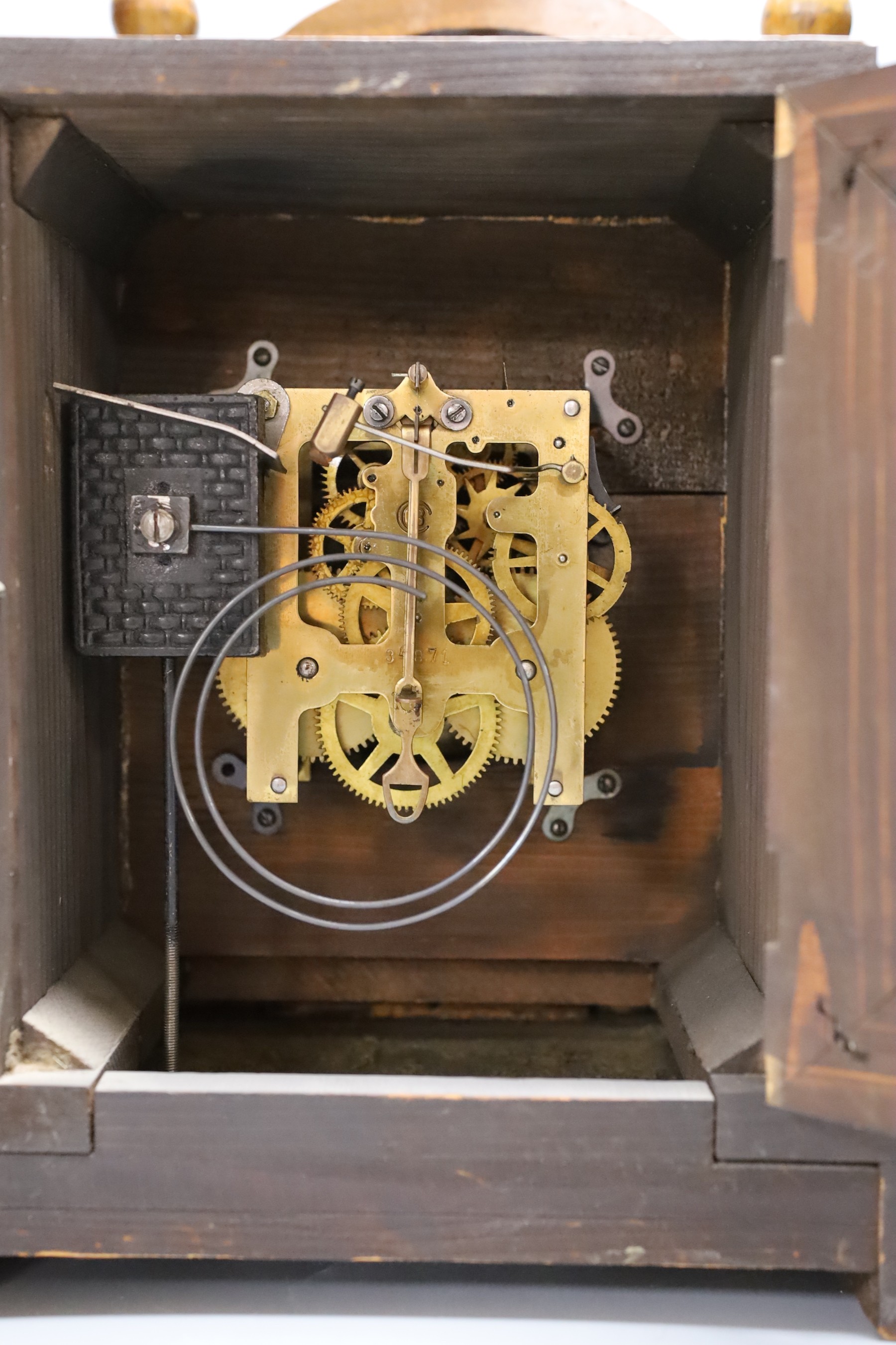 A German walnut mantel clock, 38cm
